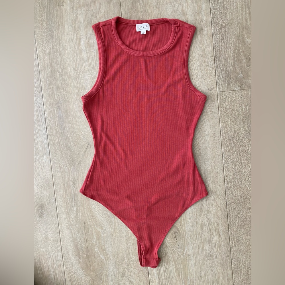 Le Lis Red Ribbed Sleeveless Bodysuit Size Small